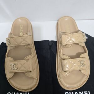 CHANEL 24P Beige CC Logo Slide Dad Sandals, Size 37